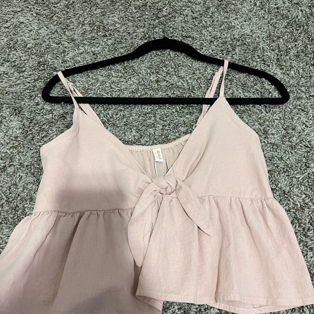 Tops - Picture 8 of 10